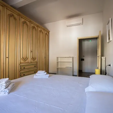 Rustic Flat By Ponte Vecchio Firenze