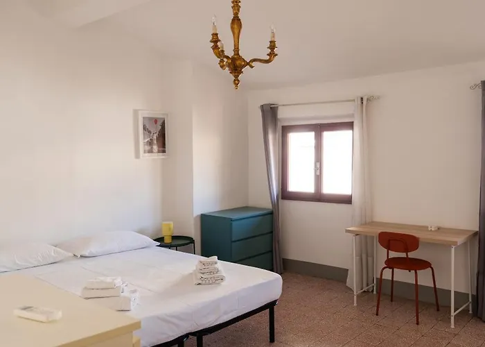 Rustic Flat By Ponte Vecchio *