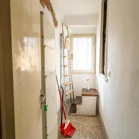 Rustic Flat By Ponte Vecchio * Florence